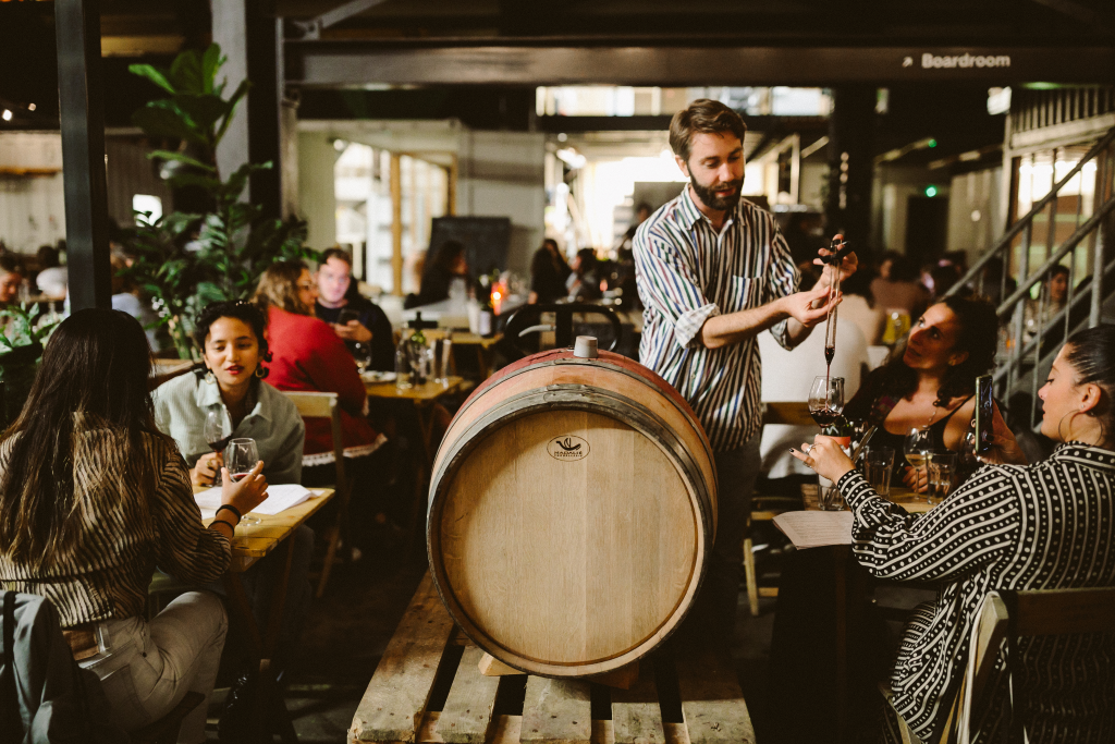 Chateau Amsterdam - winery and restaurant - Tasting Videos Discovery